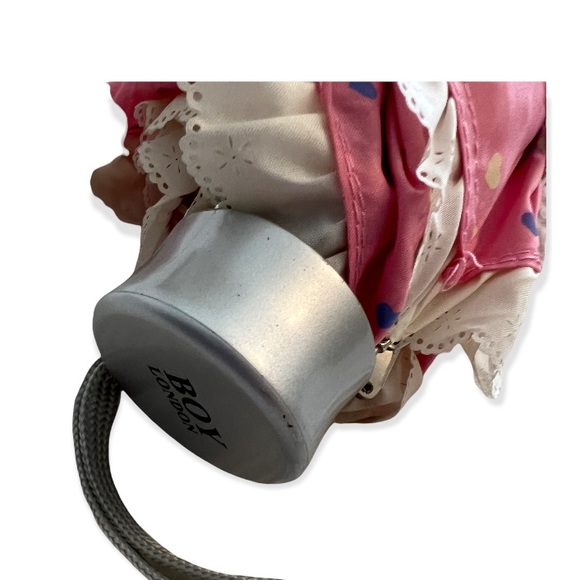 floral pink umbrella with hearts ♥️ and ruffles BOY LONDON - Picture 6 of 6